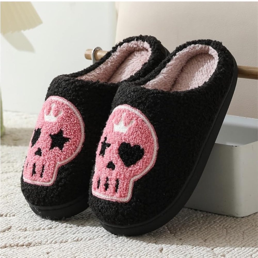 Black and Pink Skull Slippers
